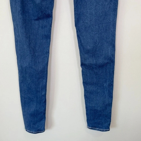 Levi's 710 Super Skinny  Medium Wash Jeans - Picture 9 of 10